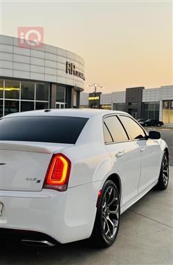كرايسلر 300